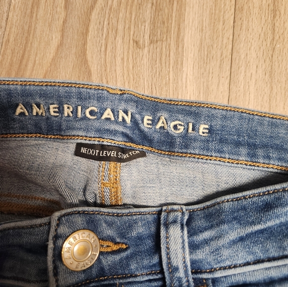 American Eagle Women's Jeans - size 6 - Picture 3 of 9